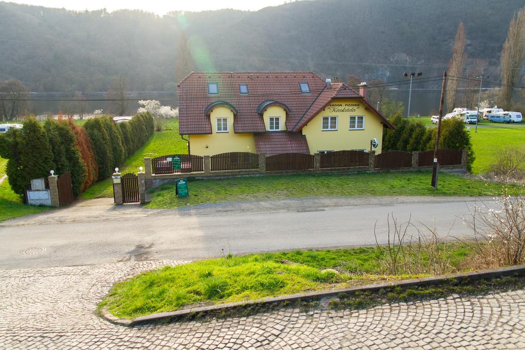 Guest House Kaskáda Vrané nad Vltavou Extérieur photo